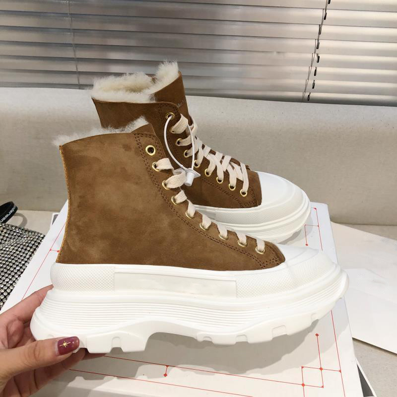 Luxury Designer Tread Slick canvas sneaker women Casual shoes High sole Triple platform sneakers with BOX, Don't pay it
Luxury Designer Tread Slick canvas sneaker women Casual shoes High sole Triple platform sneakers with BOX, Don't pay it