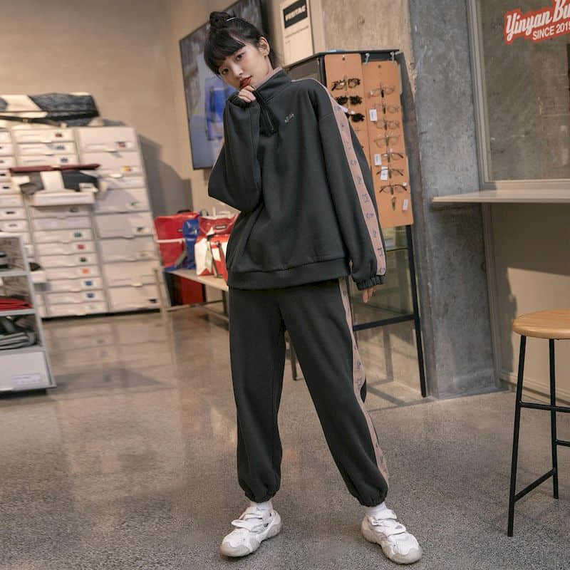 Casual suit age-reducing western style fried street plus velvet thickened sweater radish pants thinner female student two-pieces 210526