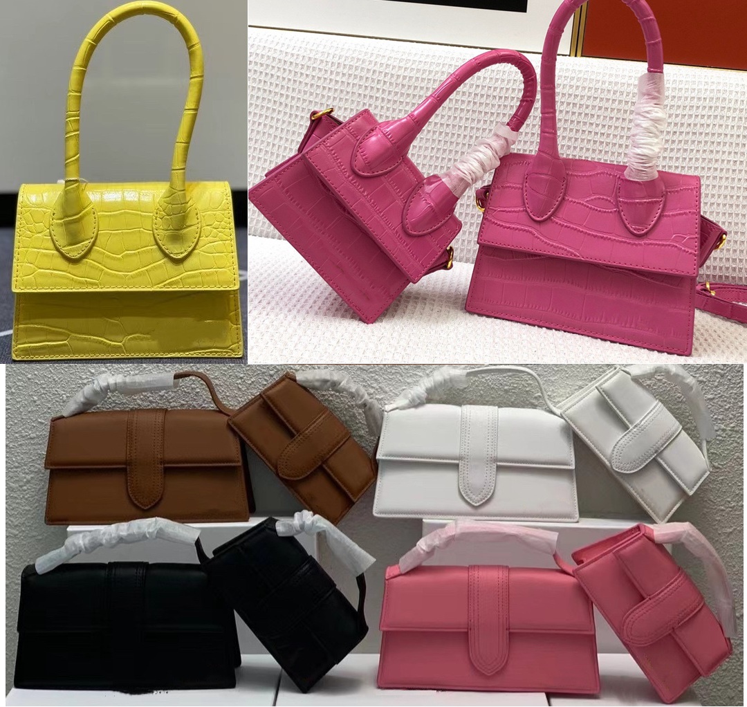 Good Quality retro handle Lipstick bag .Unqiue design 2 rings handle-bag , open for aimpit bags. Nano 13cm Crossbody-bag ,Lechiquit mini purse. Croco texture handbag
Good Quality retro handle Lipstick bag .Unqiue design 2 rings handle-bag , open for aimpit bags. Nano 13cm Crossbody-bag ,Lechiquit mini purse. Croco texture handbag