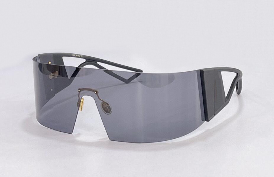 New fashion design sunglasses SCOPIC shield lens rimless frame full of futuristic popular and simple style uv400 protective goggle top quality
New fashion design sunglasses SCOPIC shield lens rimless frame full of futuristic popular and simple style uv400 protective goggle top quality