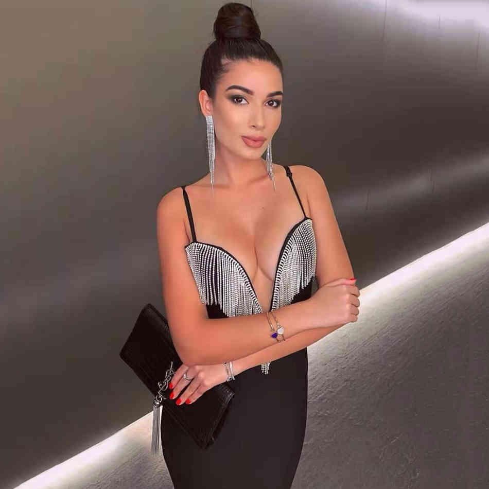 Summer Style Ladies Bandage Celebrity Party Sexy Bodycon Spaghetti V-Neck Diamond Tassel Mini Dress Vestidos 210525