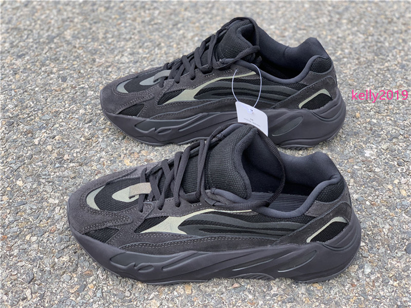 New 700 V2 Vanta 3M Reflective Black Static Wave Runner Grey Kanye West Men Women Running Shoes Outdoor Sneakers FU6684
New 700 V2 Vanta 3M Reflective Black Static Wave Runner Grey Kanye West Men Women Running Shoes Outdoor Sneakers FU6684