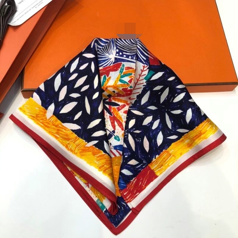 Spring and summer big silk scarf; Thin Colorful graffiti foreign style fashion versatile; decor Ran domInside, belt
Spring and summer big silk scarf; Thin Colorful graffiti foreign style fashion versatile; decor Ran domInside, belt