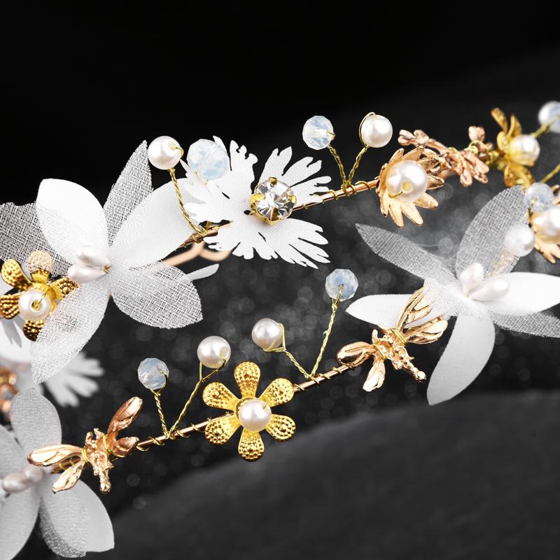 Hair Clips & Barrettes Pearls Bridal Tiara Accessories European Style Crown Fabric Headband Women Wedding Bridesmaid Flowers Handmade Jewelr, Golden;silver
Hair Clips & Barrettes Pearls Bridal Tiara Accessories European Style Crown Fabric Headband Women Wedding Bridesmaid Flowers Handmade Jewelr, Golden;silver