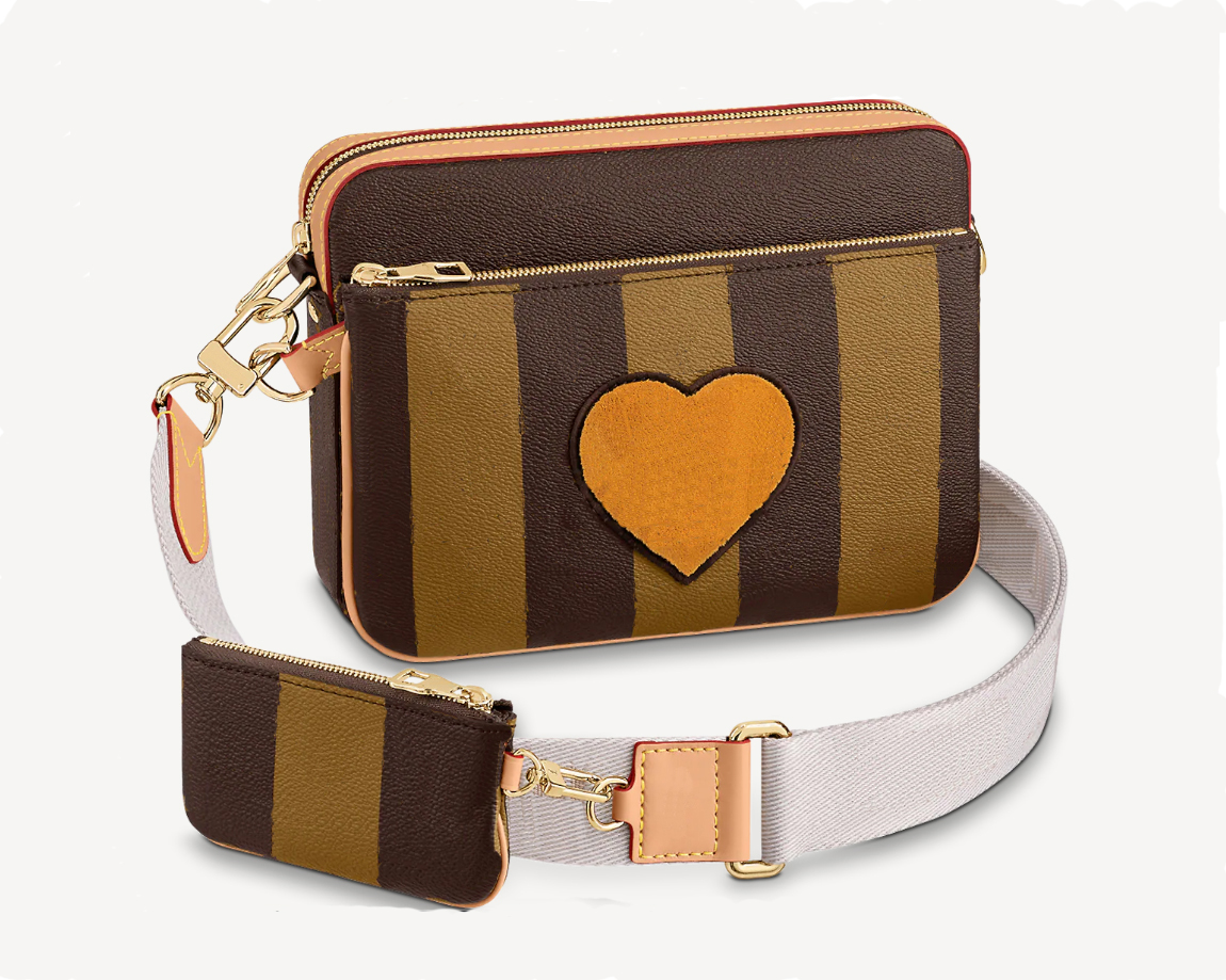 L New luxury Designer bags Messenger bags 45 Men's three-piece 965 Postman bag Shoulder or across the body is a fashion choice for everyday life, Size:25*18.5*7cm 
L New luxury Designer bags Messenger bags 45 Men's three-piece 965 Postman bag Shoulder or across the body is a fashion choice for everyday life, Size:25*18.5*7cm