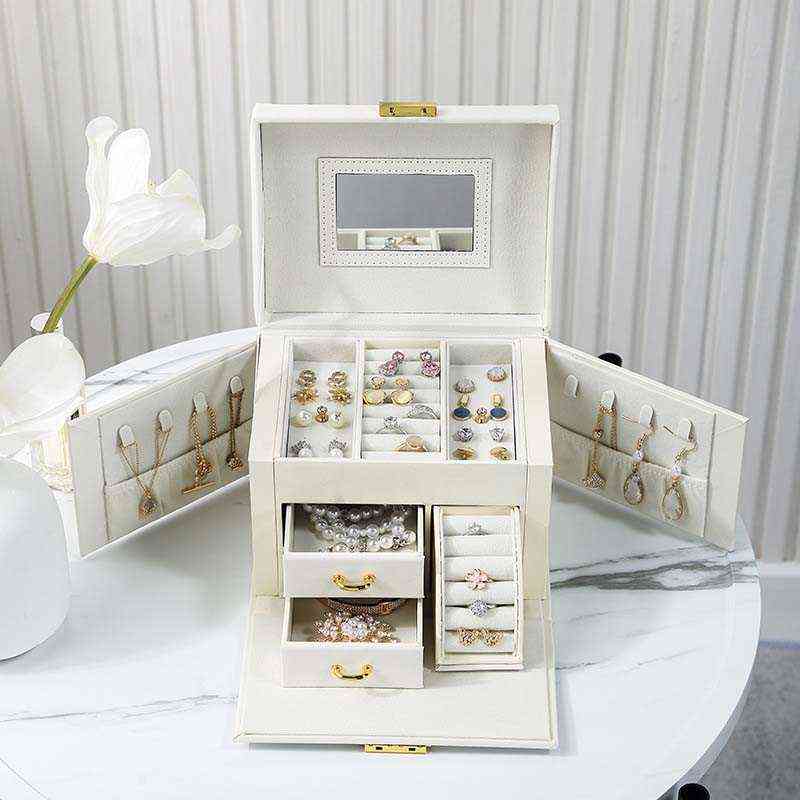 Jewelry Boxes New Box Large Capacity Multifunctional Portable Lock With Mirror Storage Earrings Necklace Ring Display 1129, Black;white
Jewelry Boxes New Box Large Capacity Multifunctional Portable Lock With Mirror Storage Earrings Necklace Ring Display 1129, Black;white
