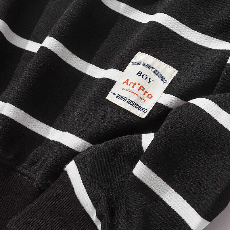 Autumn Fleece Sweatshirts Black White Striped Basic Pullover Hoodies Loose Sweat Shirt Fashion Tops High Quality Male Clothing 210603