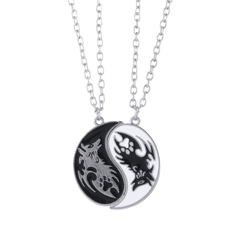Pendant Necklaces Fashion Friends Honey Love Couple Necklace 2 Pcs/ Set Black And White Wolf BFF Good Friendship Jewelry Gift
Pendant Necklaces Fashion Friends Honey Love Couple Necklace 2 Pcs/ Set Black And White Wolf BFF Good Friendship Jewelry Gift