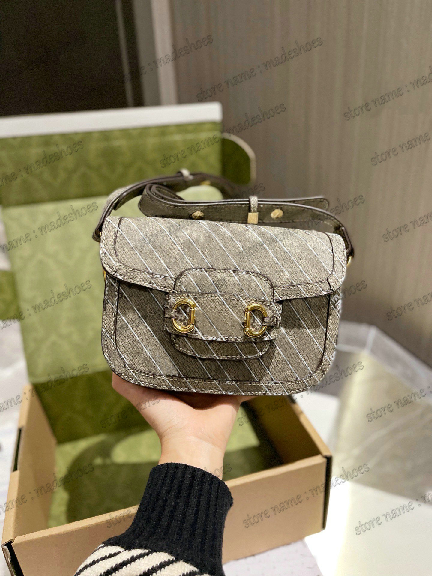 HORSEBIT 1955 The Hacker Project Mini Top Handle Bag Beige/Ebony Shoulder Bag Italy Limited Edition Cross Body Womens Designer Luxurys Aria Handbag 
HORSEBIT 1955 The Hacker Project Mini Top Handle Bag Beige/Ebony Shoulder Bag Italy Limited Edition Cross Body Womens Designer Luxurys Aria Handbag