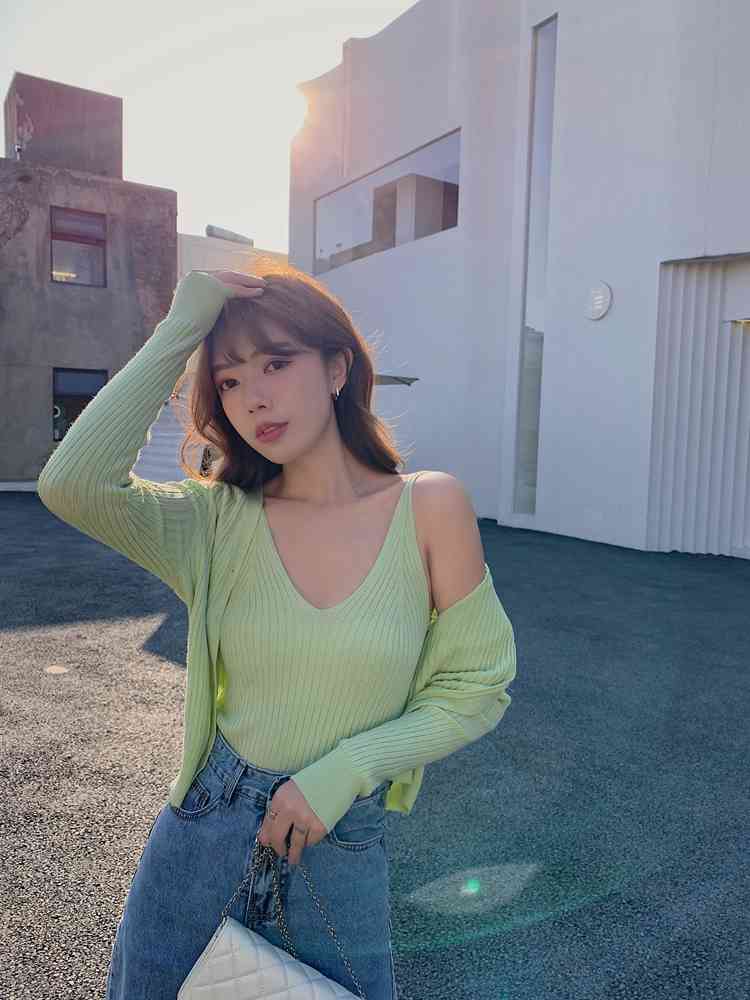 Spring Solid Color Knitted Suit Casual Fashion Single-Breasted Long-Sleeve Cardigan+Short Sling Vest Two-Piece Set Femme 210519