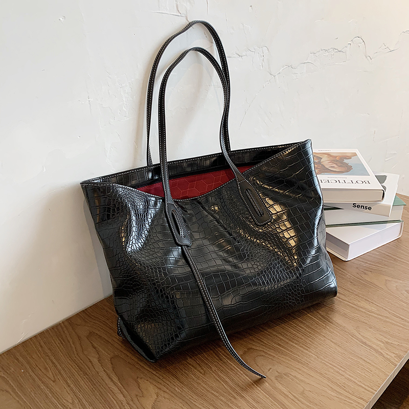 Shoulder Bags Stone Pattern High Capacity PU Leather For Women 2021 Elegant Handbags Female Travel Totes Lady Fashion, White
Shoulder Bags Stone Pattern High Capacity PU Leather For Women 2021 Elegant Handbags Female Travel Totes Lady Fashion, White