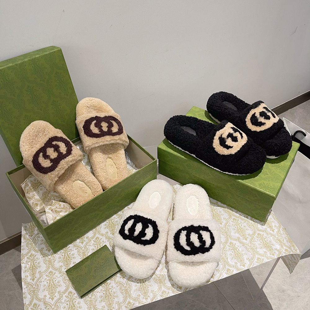 Fashion Women Wool Sandals Selling Slippers Woman Slipper Shoes Autumn Wintter Slipper Slides Size35-40, Dark green
Fashion Women Wool Sandals Selling Slippers Woman Slipper Shoes Autumn Wintter Slipper Slides Size35-40, Dark green