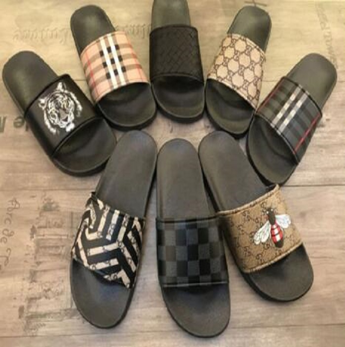 Classic Men slippers Summer woman beach Slippers Designer letter Flip flops Flat heel sandals Webbing lady slippers size 36-45, Black
Classic Men slippers Summer woman beach Slippers Designer letter Flip flops Flat heel sandals Webbing lady slippers size 36-45, Black