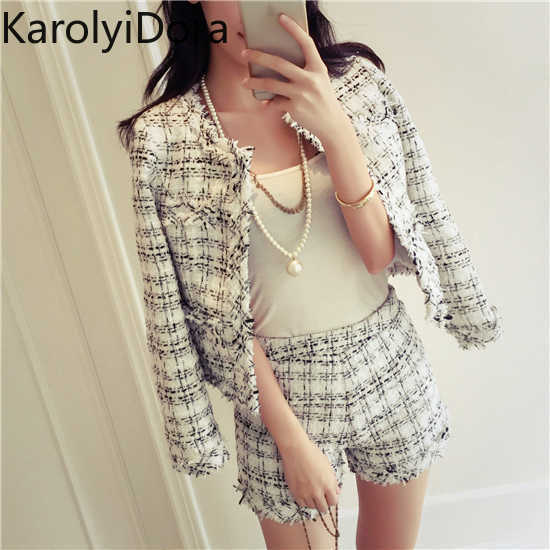 Women's suit autumn Tweed Two Piece Set Women Slim Plaid Short Fashion Fringed Trim Jacket Coat + Tassels Suit 210930