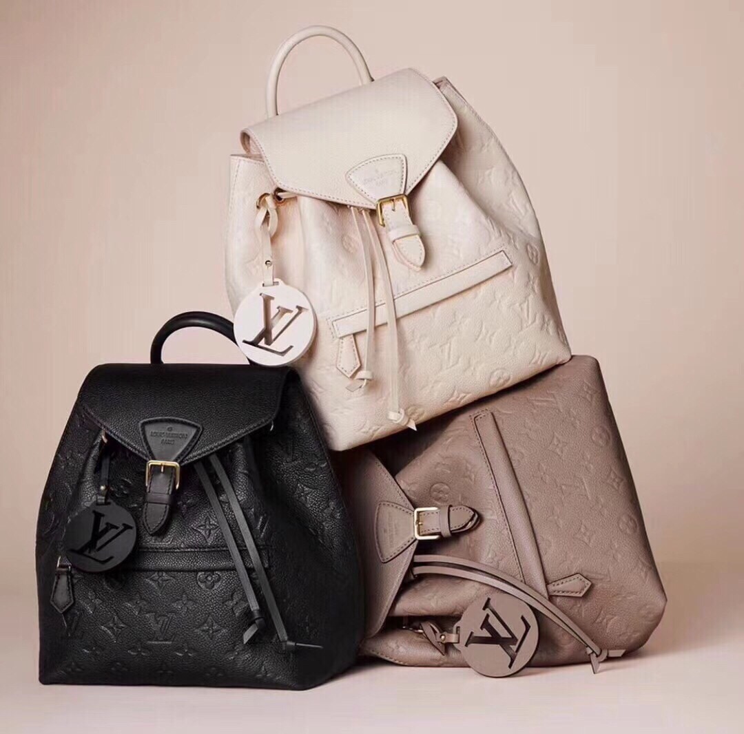GGLVLouis
VittonYSL
VUTTON M45410 MONTSOURIS Backpack Women Luxury Handbags Top Quality Travel Shoulder Bags Des
GGLVLouis
VittonYSL
VUTTON M45410 MONTSOURIS Backpack Women Luxury Handbags Top Quality Travel Shoulder Bags Des