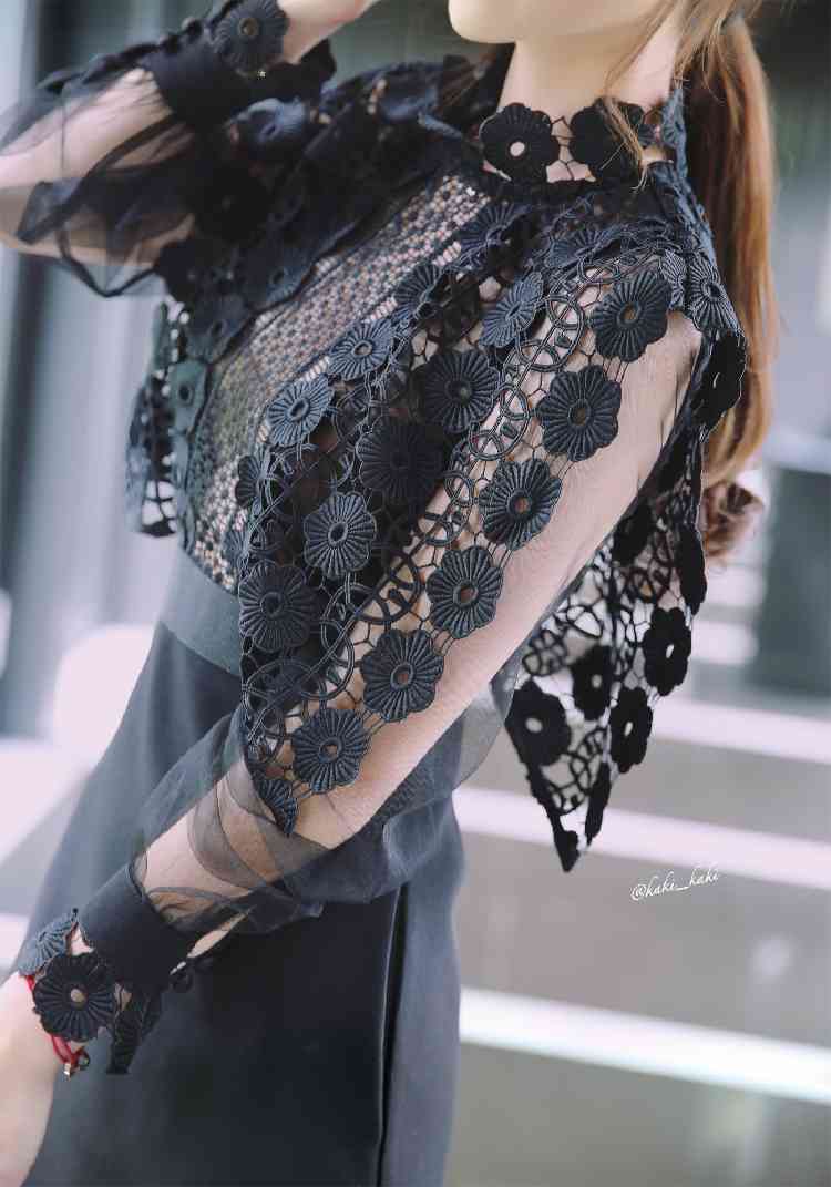 Arrival Runway Summer Lace Hollow Out Dress Mesh Long Sleeve Black Patchwork Dresses 210520