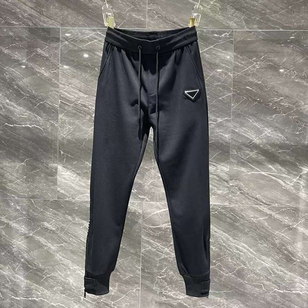 21ss France Mens designer pants fashion Italy pant letter triangle men women casual cotton Baseball pants black 05
21ss France Mens designer pants fashion Italy pant letter triangle men women casual cotton Baseball pants black 05