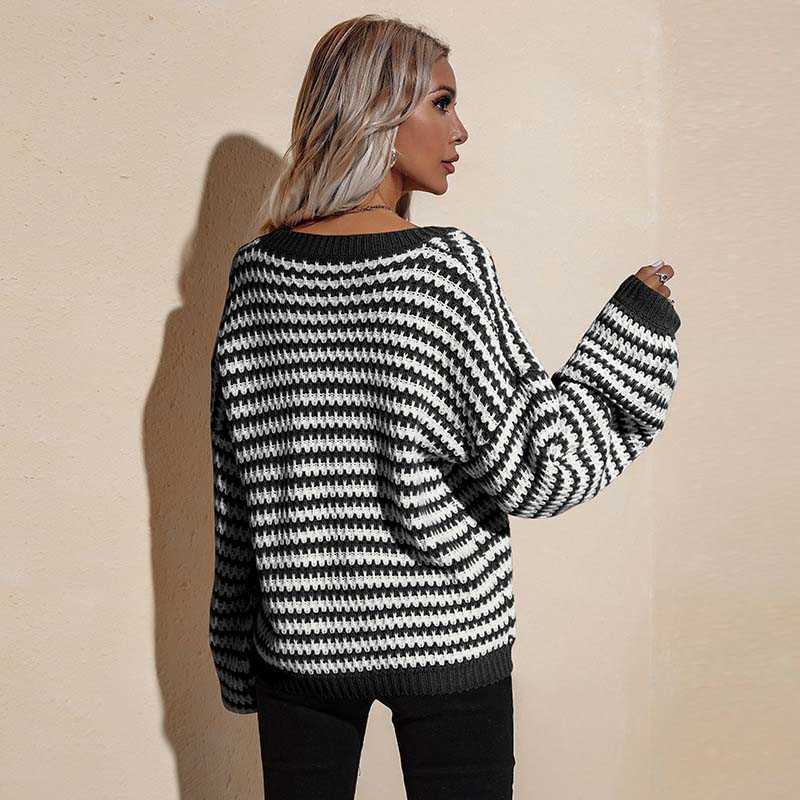Autumn Winter V Neck Sweater Pullover Women Loose Off Shoulder Sweater Ladies Long Sleeve Jumper Sweater For Women Knitwear 211014