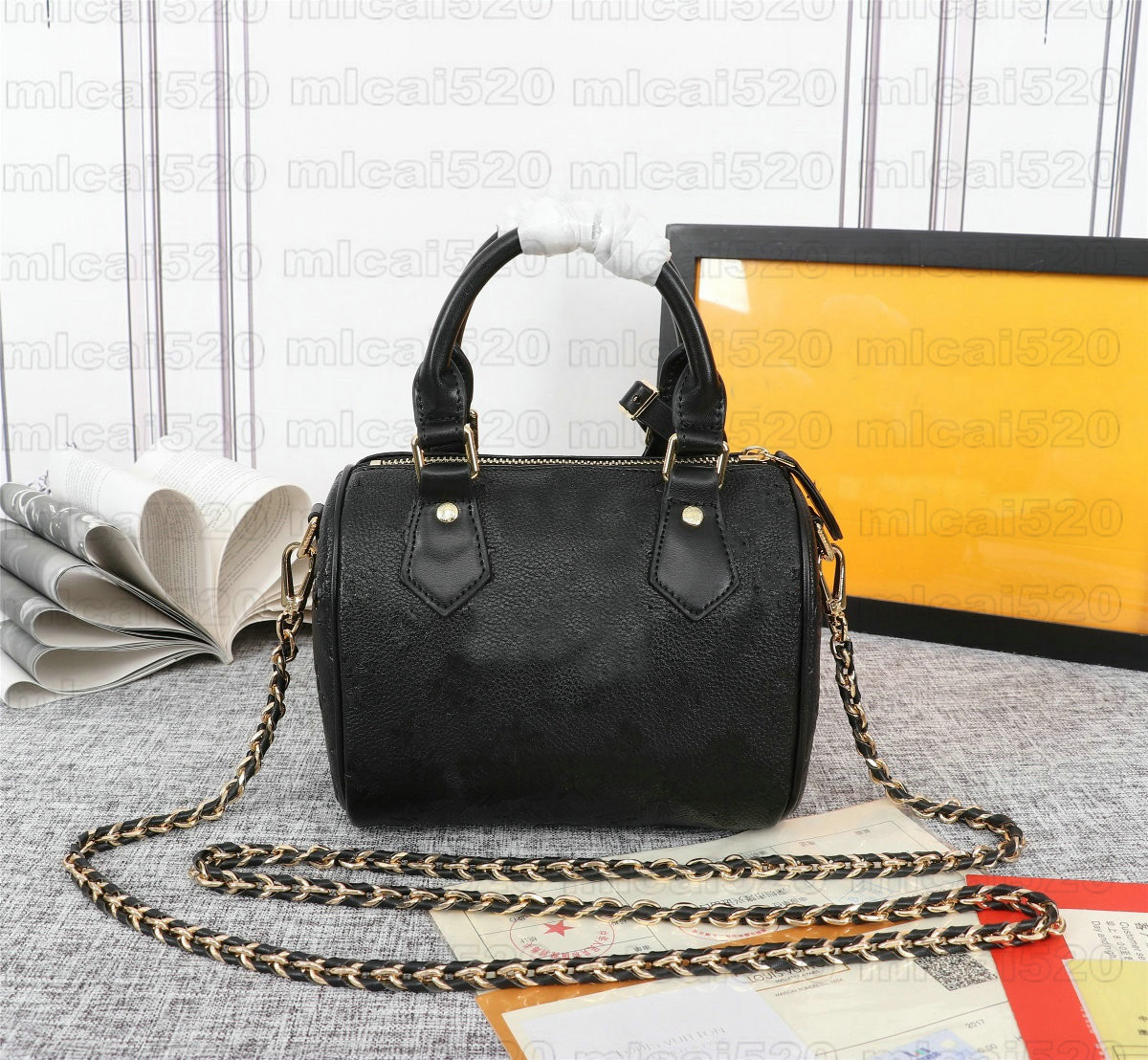 Speedy Chains BB M57111 Bag Black Lambskin Embossed Flower Letter Boston Inclined Shoulder Pillow Mono Handbag Designers Crossbody Bags, No bag;for different fees only
Speedy Chains BB M57111 Bag Black Lambskin Embossed Flower Letter Boston Inclined Shoulder Pillow Mono Handbag Designers Crossbody Bags, No bag;for different fees only