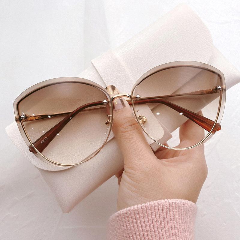 Sunglasses High Quality Women's Oval Rimless Lady Metal Cay Eye Shades For Women Driving Glasses Sonnenbrille Zonnebril Dames
Sunglasses High Quality Women's Oval Rimless Lady Metal Cay Eye Shades For Women Driving Glasses Sonnenbrille Zonnebril Dames