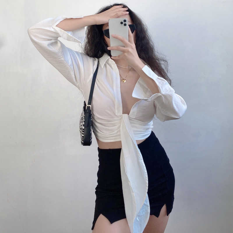 WOMENGAGA Korean French Lace Bow White Long Sleeve Shirt For Women Fashion Sexy V-neck Blouse Short Top UY54 210603