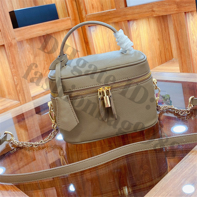 Lady Brand Black Message Shoulder Trunk Bags Women Genuine Leather Box High Capacity Big Cosmetics makeup Hand bag Full Letters Crossbody White Handbags Ladies, Make up the difference
Lady Brand Black Message Shoulder Trunk Bags Women Genuine Leather Box High Capacity Big Cosmetics makeup Hand bag Full Letters Crossbody White Handbags Ladies, Make up the difference