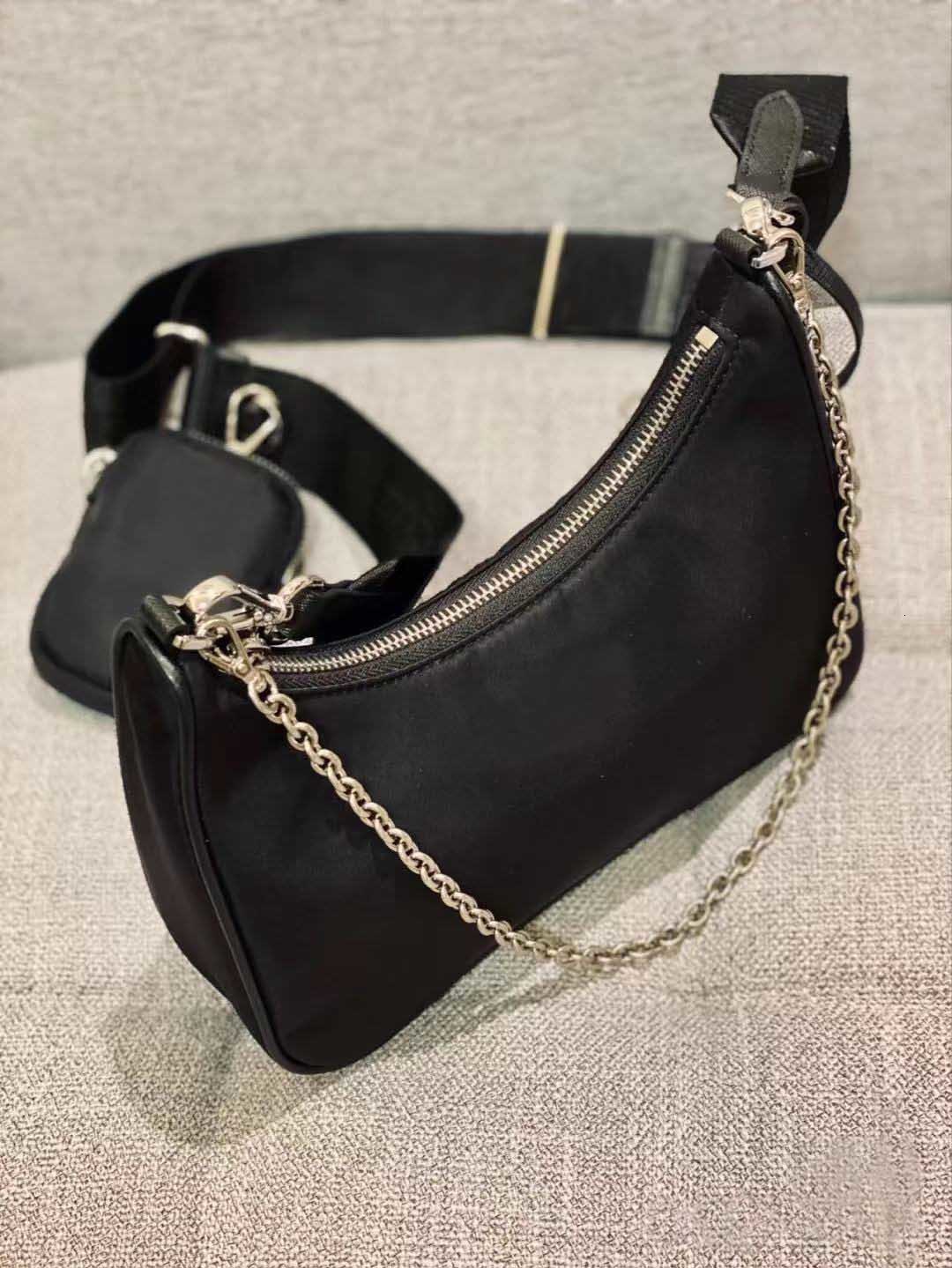 2021 Shoulder Bags high quality nylon Handbags Bestselling wallet women Crossbody bag Hobo purses, Look at other products
2021 Shoulder Bags high quality nylon Handbags Bestselling wallet women Crossbody bag Hobo purses, Look at other products