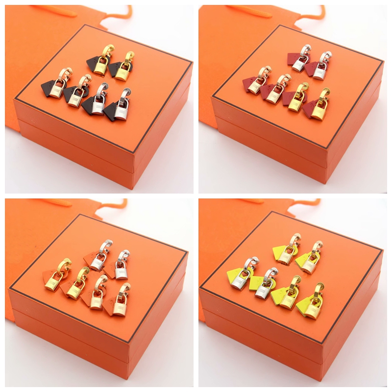 Europe America Fashion Lady Titanium Steel Tassels H Letter Leather and Metal Double Locks 18K Gold Earrings 3 Color, Golden;silver
Europe America Fashion Lady Titanium Steel Tassels H Letter Leather and Metal Double Locks 18K Gold Earrings 3 Color, Golden;silver