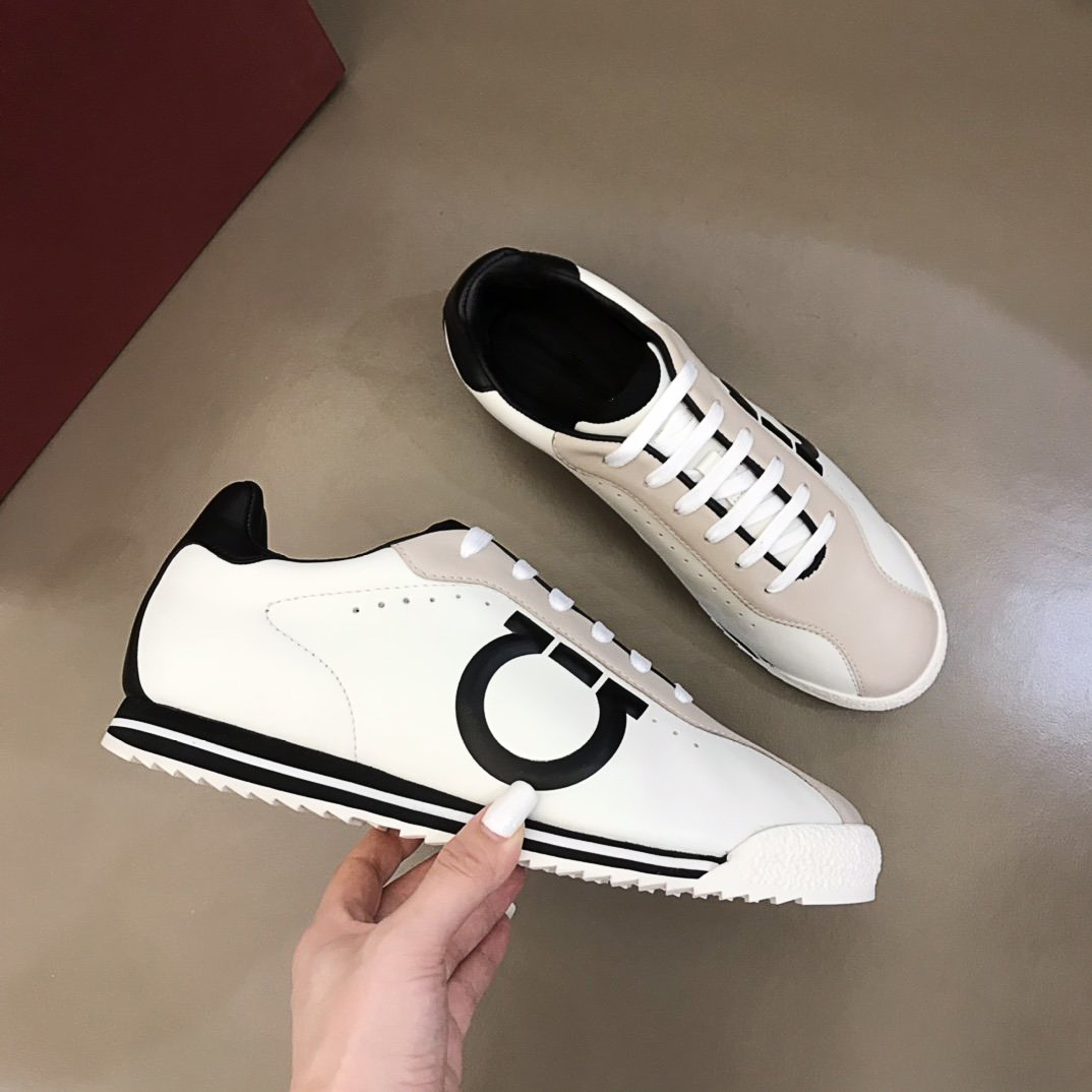High quality luxury designer shoes Men's casual sports shoes, Imported calfskin minimalist sneaker US38-45, As picture 1
High quality luxury designer shoes Men's casual sports shoes, Imported calfskin minimalist sneaker US38-45, As picture 1