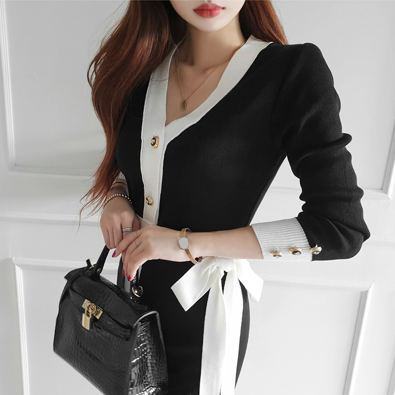 Autumn Winter Temperament Women Knitted V-neck Single Breasted Dress Long Color matching Sweater Dresses Female 210506