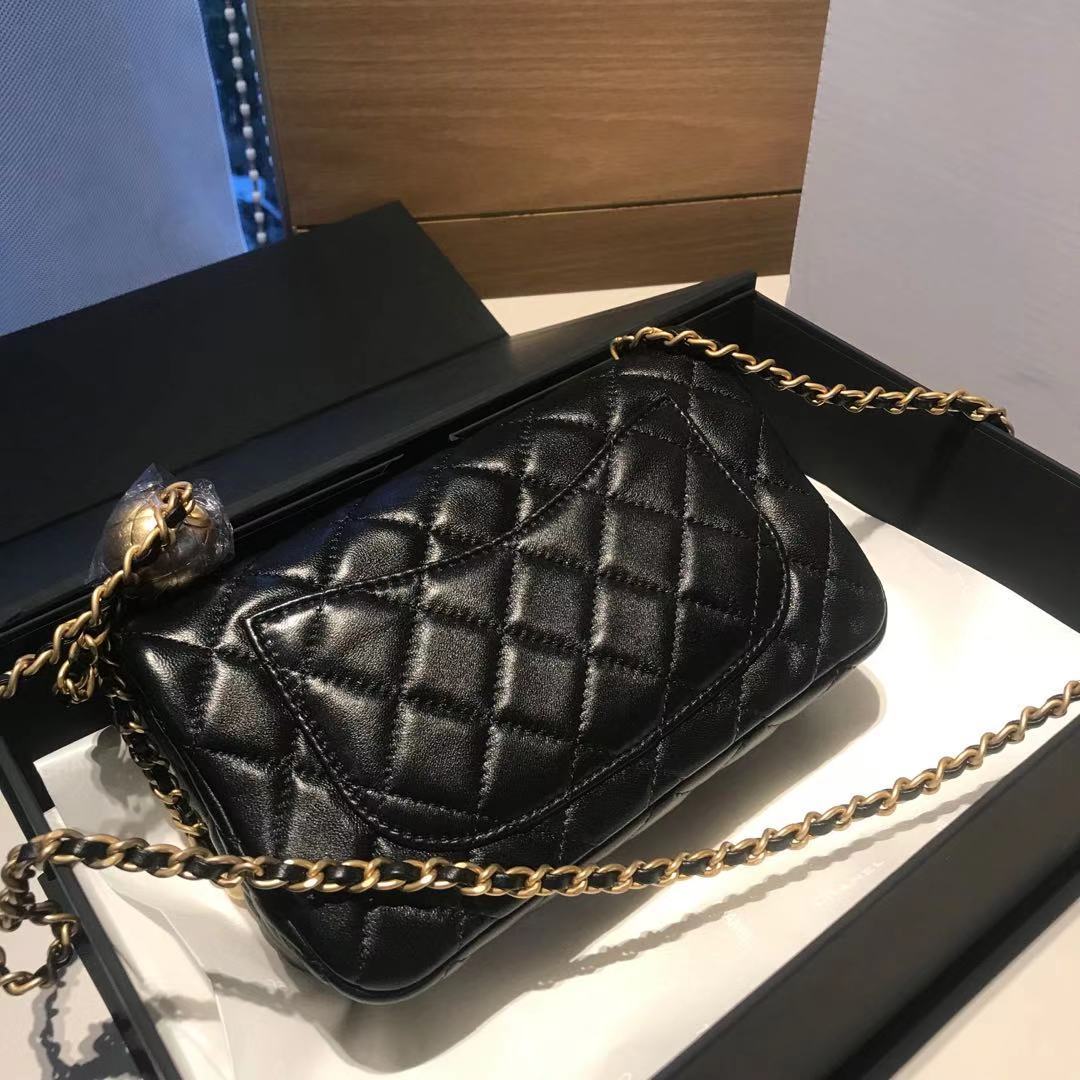 2021 Newest luxury brand style designer women shoulder bags female small golden handbag cowhide leatherJTSI
2021 Newest luxury brand style designer women shoulder bags female small golden handbag cowhide leatherJTSI