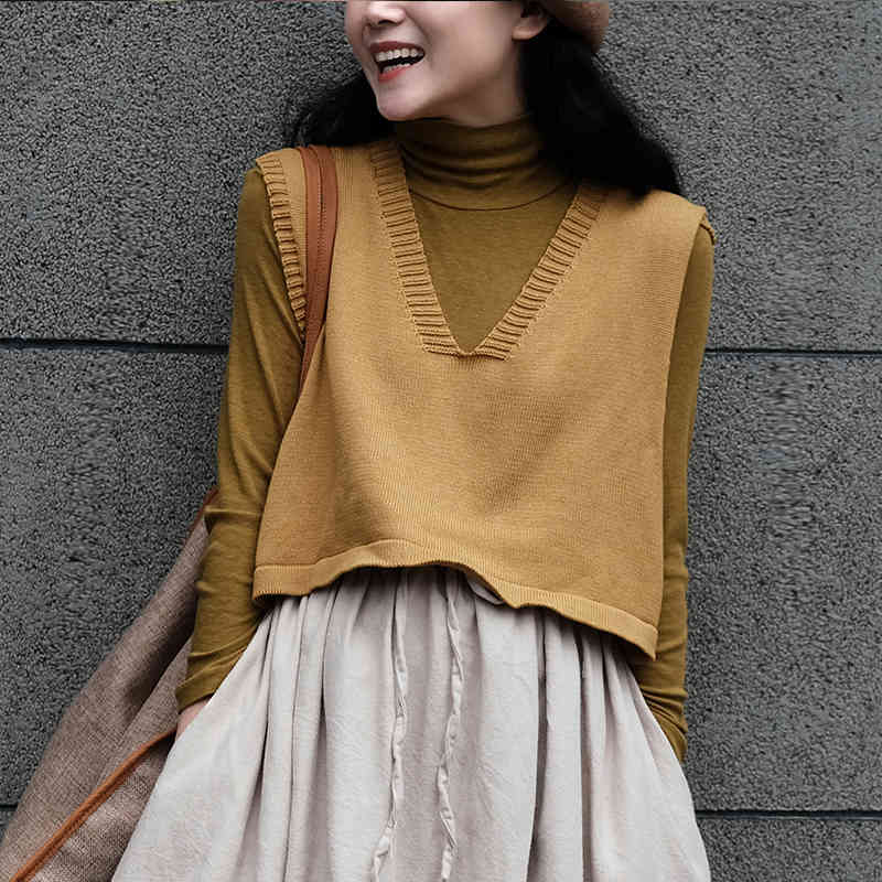 Johnature Vintage Spring V-neck Women Sweaters Vests Loose Female Solid Color Retro Casual Knitted Sweaters Coats 210521, Yellow
Johnature Vintage Spring V-neck Women Sweaters Vests Loose Female Solid Color Retro Casual Knitted Sweaters Coats 210521, Yellow