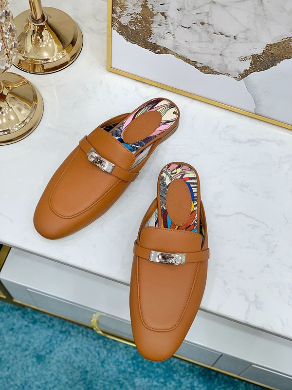 2021 new Leather slippers soft cowhide Lazy women shoes temperament Metal buckle beach slippers Mules Princetown Classic sandalsSize35-40, Brown
2021 new Leather slippers soft cowhide Lazy women shoes temperament Metal buckle beach slippers Mules Princetown Classic sandalsSize35-40, Brown
