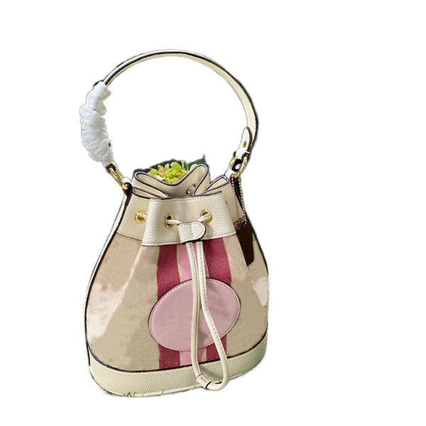 2021 New European and American Fashion Hit Color Printing Shoulder Bag Ladies Texture Retro Handbag Trendy Temperament Ladies Messenger Bucket Bag
2021 New European and American Fashion Hit Color Printing Shoulder Bag Ladies Texture Retro Handbag Trendy Temperament Ladies Messenger Bucket Bag