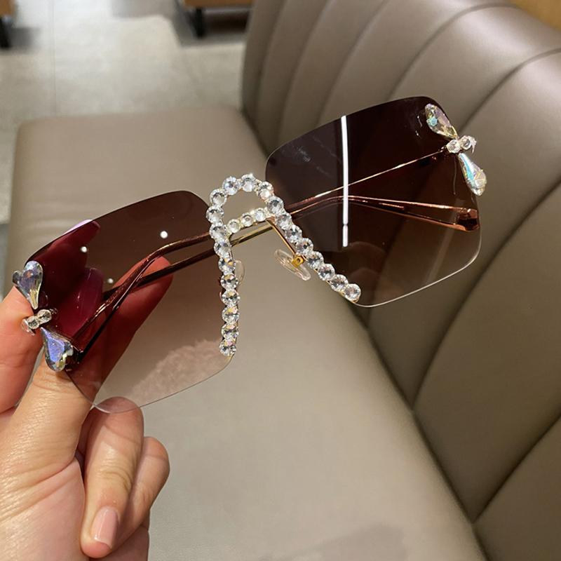 Sunglasses DOISYER Temperament Square Set Diamond Cutting Rimless For Women Without Makeup Slim Big Frame
Sunglasses DOISYER Temperament Square Set Diamond Cutting Rimless For Women Without Makeup Slim Big Frame