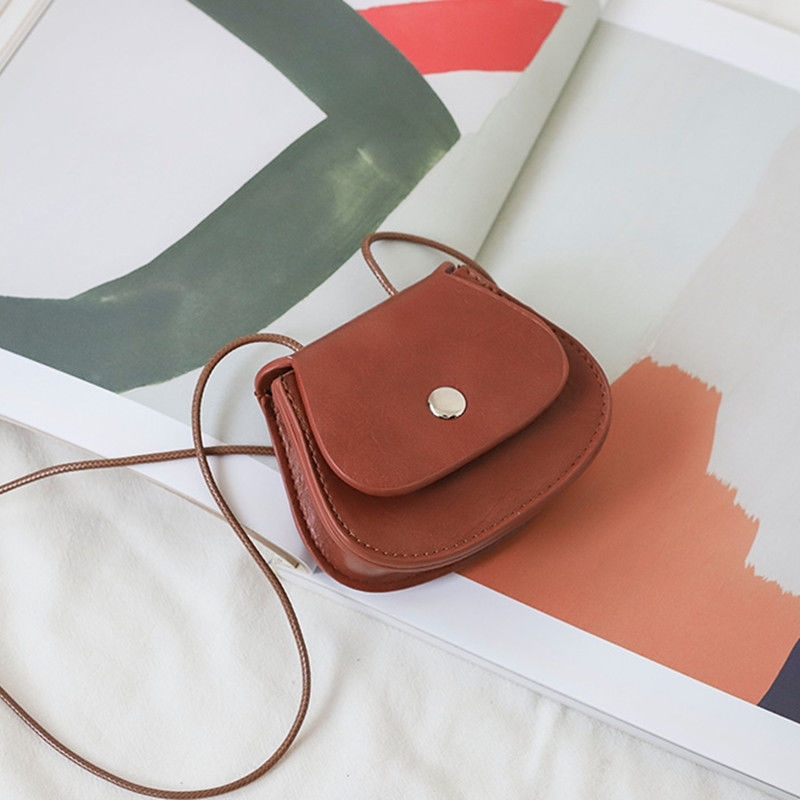 Bag oblique cross 2021 trendy summer fashion net red mini style one shoulder cool small women's bag
Bag oblique cross 2021 trendy summer fashion net red mini style one shoulder cool small women's bag