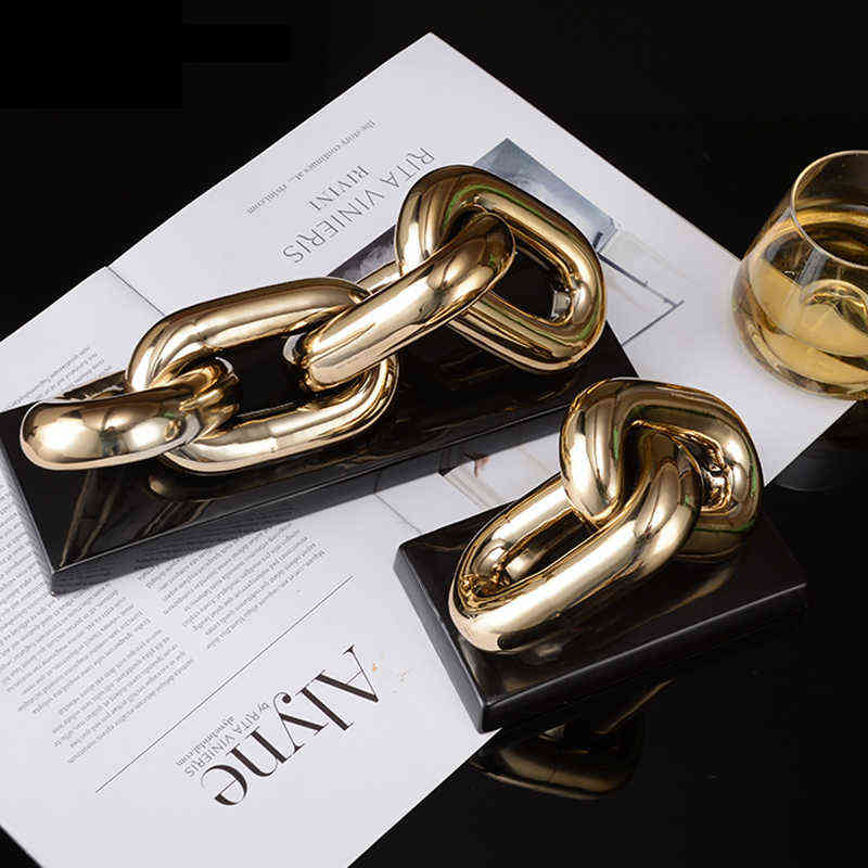 Nordic golden chain sculpture decorations office study desktop ceramic crafts Figurines Ring Chain Porcelain Home decor ornament 211108