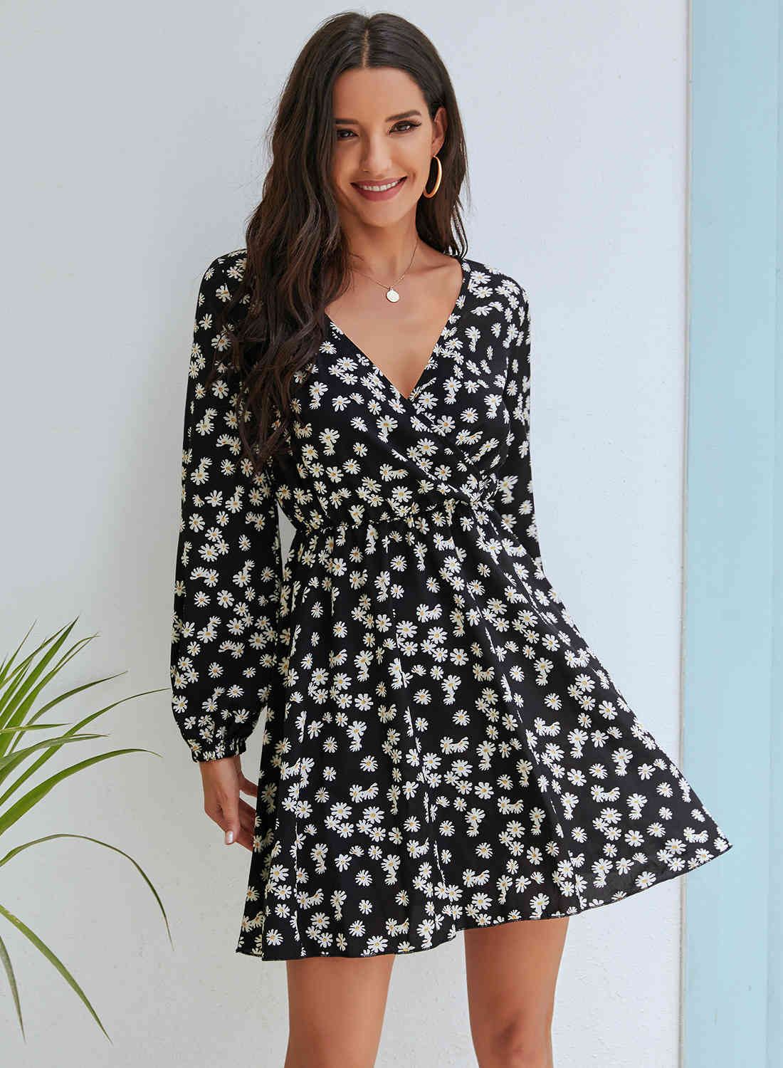Floral Print Long Sleeve V-neck Women Dress Autumn Fashion Waist Fold Mini Sweet Cute Lantern Black Red Sundress 210522