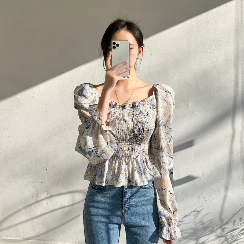 Collarbone word shoulder waist chiffon shirt female design sense niche short long sleeve French gentle floral top autumn 210429, Blue
Collarbone word shoulder waist chiffon shirt female design sense niche short long sleeve French gentle floral top autumn 210429, Blue