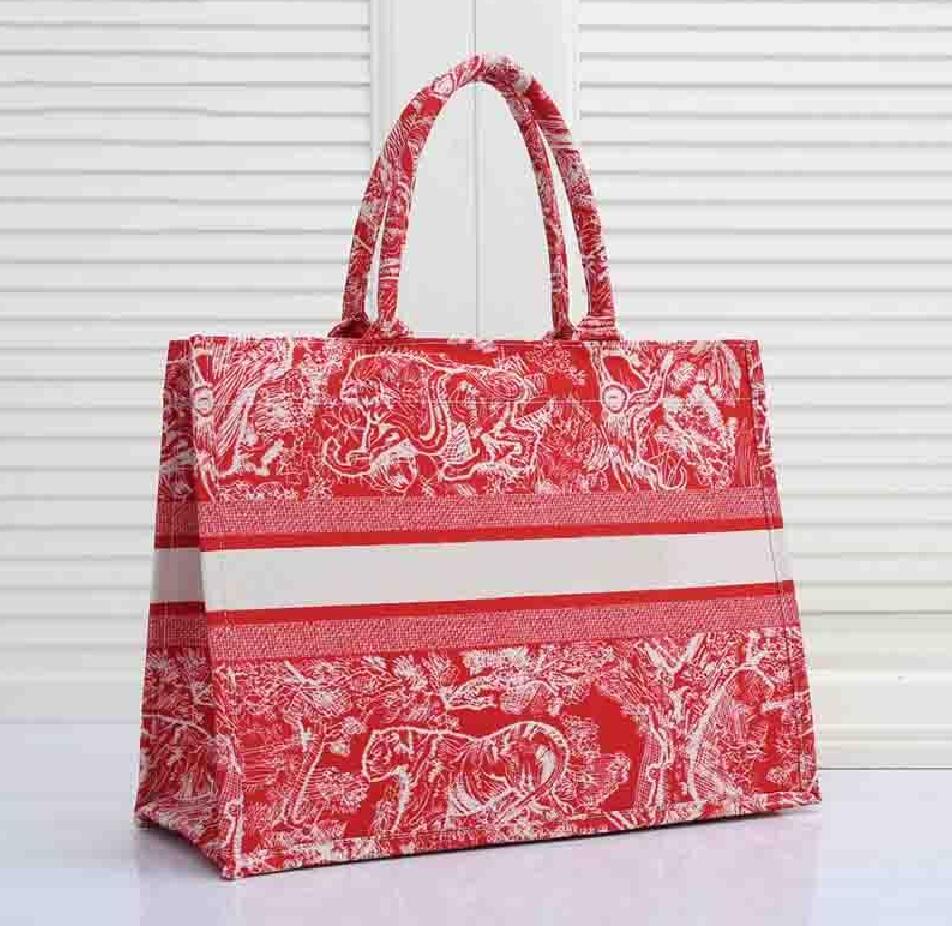 Fashion Lady Handbag Luxurys Multicolor Print Women Totes Bag High Quality Designers Handbags Large Capacity Bucket Bags, Blackspot
Fashion Lady Handbag Luxurys Multicolor Print Women Totes Bag High Quality Designers Handbags Large Capacity Bucket Bags, Blackspot