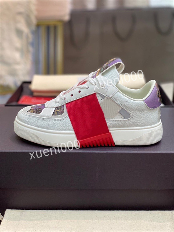 2021 latest fashion high-quality couple casual shoes, embroidery designer luxury classic men's and women's ,sneakers large size35-45, Choose the color
2021 latest fashion high-quality couple casual shoes, embroidery designer luxury classic men's and women's ,sneakers large size35-45, Choose the color