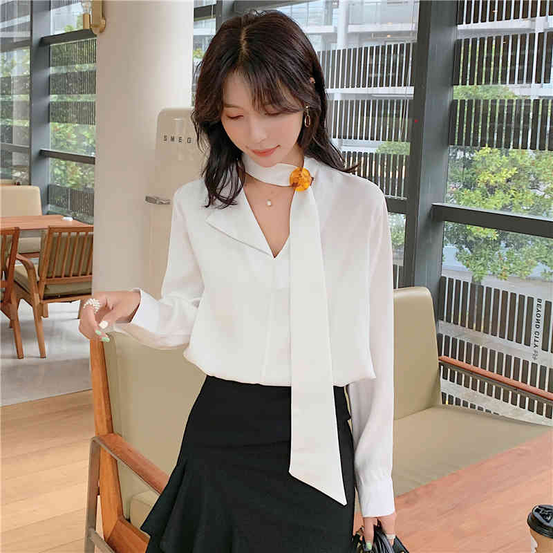 Autumn Long Sleeve Korean Avocado Green Chiffon Women Shirts V-neck Solid Sexy Blouses Tops Office Lady 6691 50 210510