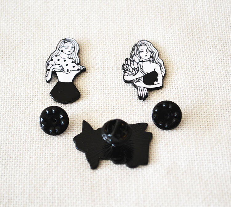 12 pcs/ lot fashion jewelry accessories metal enamel girl brooch pin