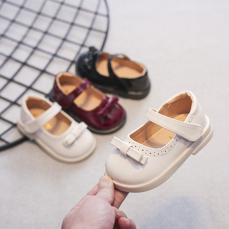 Autumn Baby Girls Leather Shoes Soft Bottom Non-slip Kids Bow Banquet Princess Shoes Children Comfortable Infant Toddler Shoes, Beige
Autumn Baby Girls Leather Shoes Soft Bottom Non-slip Kids Bow Banquet Princess Shoes Children Comfortable Infant Toddler Shoes, Beige