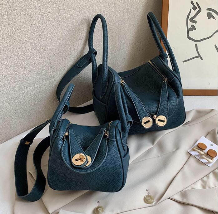 wholesale women bag elegant atmosphere leathers handbag leather portable shoulder bags personalized buckle womens fashion pillow handbags
wholesale women bag elegant atmosphere leathers handbag leather portable shoulder bags personalized buckle womens fashion pillow handbags