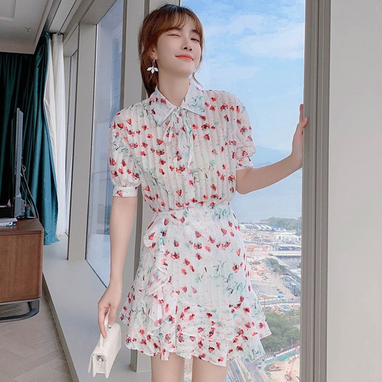 Summer Two-piece Set Women Chiffon Flower Print Lapel Short Sleeve Blouses + Ruffles Mini Skirt Female Sweet Outfit 210518, Photo color
Summer Two-piece Set Women Chiffon Flower Print Lapel Short Sleeve Blouses + Ruffles Mini Skirt Female Sweet Outfit 210518, Photo color