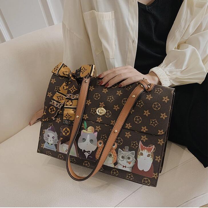 787-1 Design handbag Leather Single Shoulder Retro Shell Bag Female Purses and Handbags Designer Crossbody Bags for Women, W1
787-1 Design handbag Leather Single Shoulder Retro Shell Bag Female Purses and Handbags Designer Crossbody Bags for Women, W1