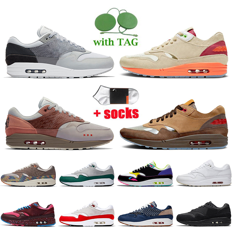 Top Quality Women Mens Running Shoes 1 London Amsterdam Kiss Of Death CHA Trainers Evergreen Aura N7 Taupe Haze Triple Black Denham OG Anniversary Obsidian Sneakers, A25 36-45
Top Quality Women Mens Running Shoes 1 London Amsterdam Kiss Of Death CHA Trainers Evergreen Aura N7 Taupe Haze Triple Black Denham OG Anniversary Obsidian Sneakers, A25 36-45
