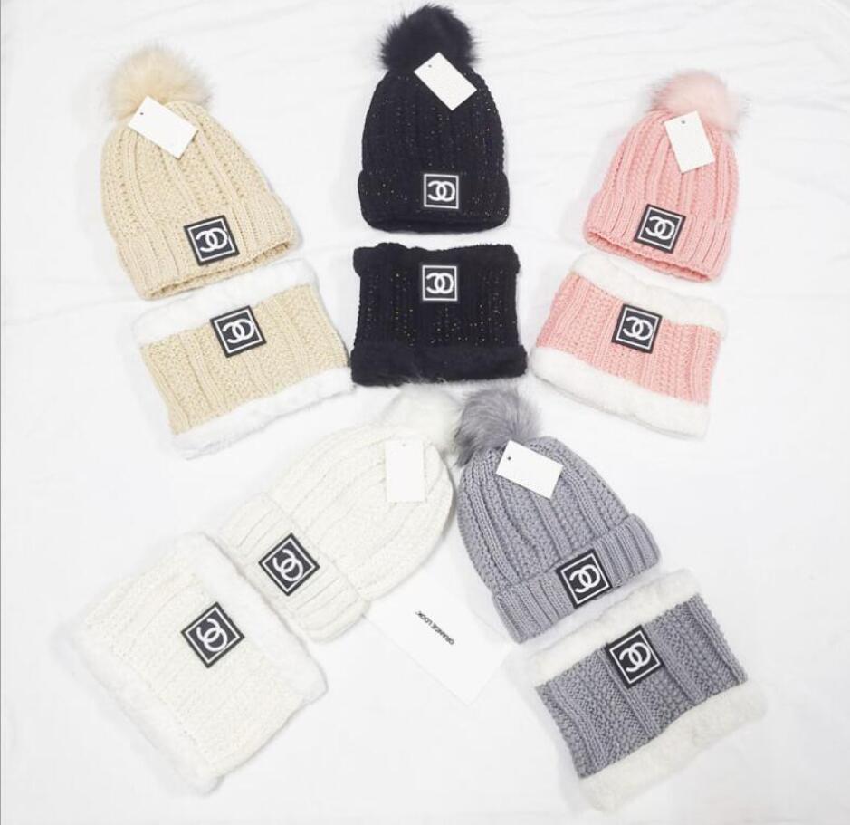 Women Brand Designer Letter Printing Beanie Hat Scarf Suit Autumn Winter Outdoor Snowfield Wool Knitting Hats Thicken High Quality Cashmere Warm Christmas Ski Caps
Women Brand Designer Letter Printing Beanie Hat Scarf Suit Autumn Winter Outdoor Snowfield Wool Knitting Hats Thicken High Quality Cashmere Warm Christmas Ski Caps