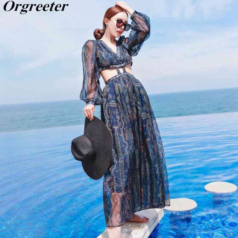 Bohemian Retro Floral Printted Chiffon Long Dresses Summer Sexy V-neck Hollow Waist Metal buttons Patchwork Fake two Beach Dress 210525, Blue
Bohemian Retro Floral Printted Chiffon Long Dresses Summer Sexy V-neck Hollow Waist Metal buttons Patchwork Fake two Beach Dress 210525, Blue